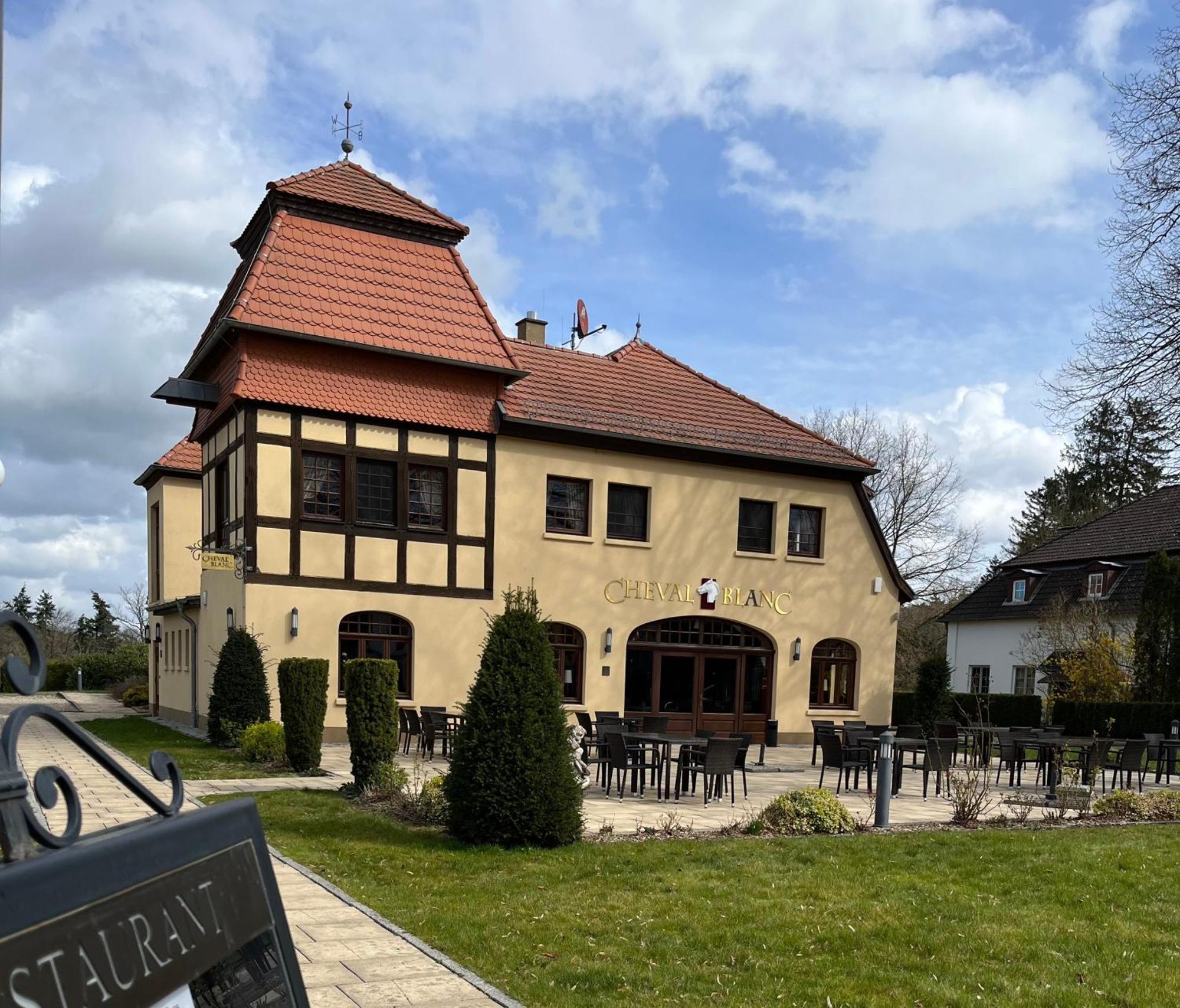 Bernsteinschloss Wendorf  Kültér fotó